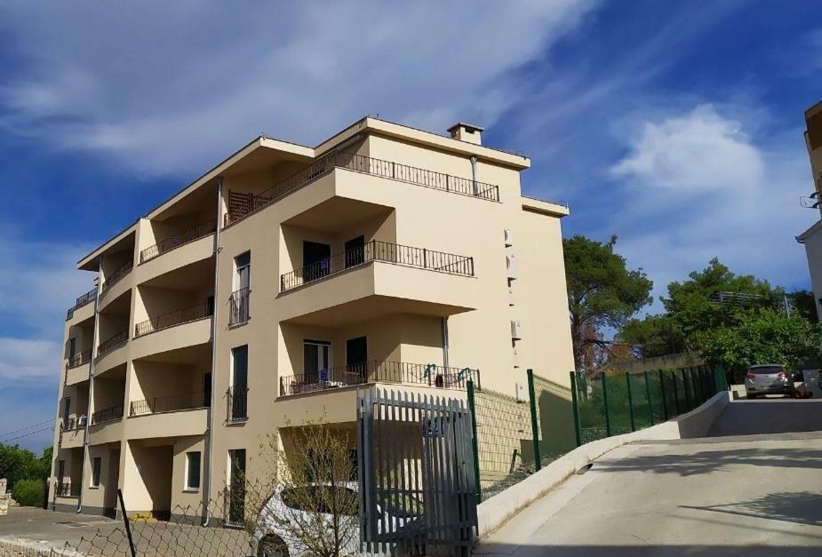 Appartement "Noni" Donji Okrug (Ciovo) Exterior foto